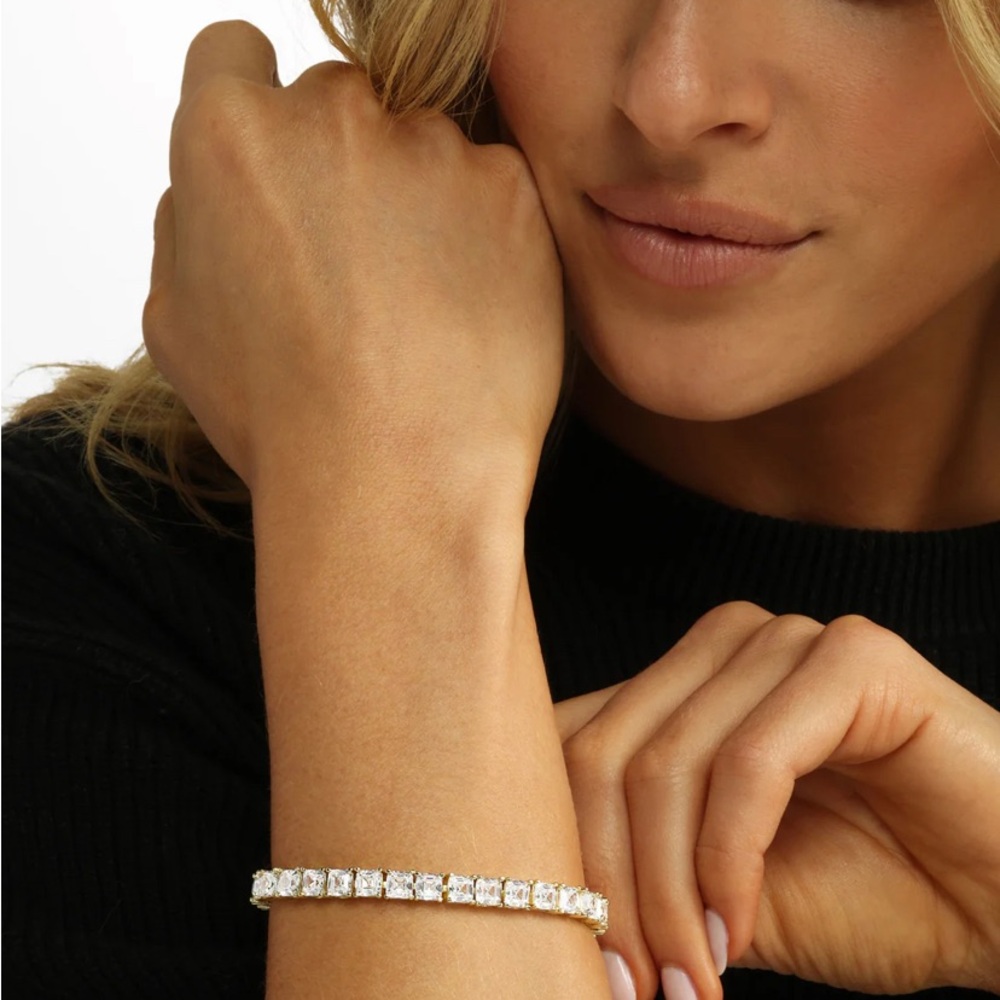 2 Melinda Maria pieces. Baroness bracelet and queens tennis bracelet